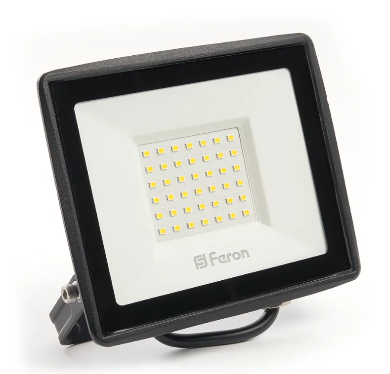 Светодиодный прожектор Feron LL-921 IP65 50W 4000K