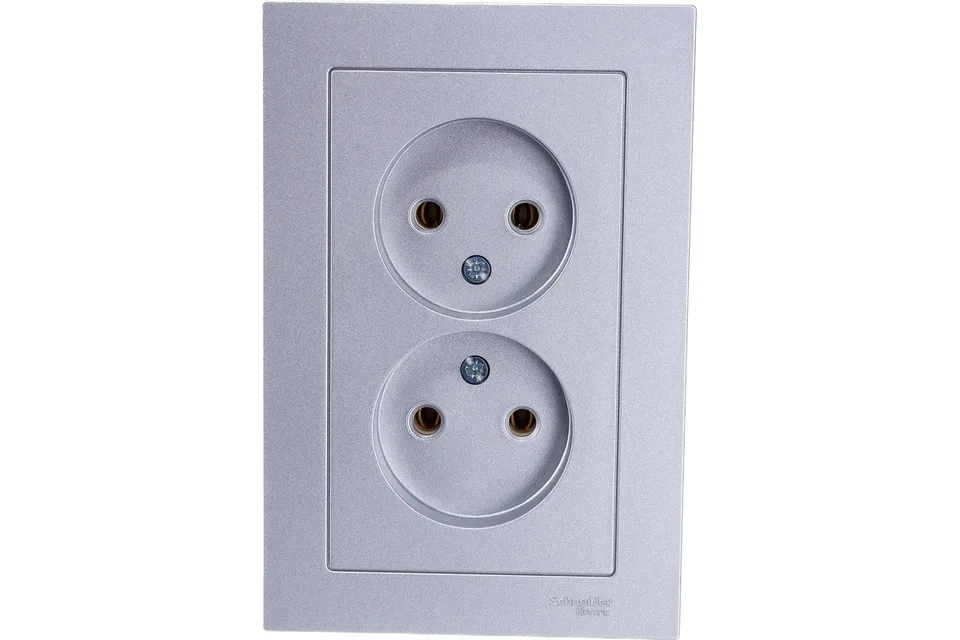 Розетка б/з в сборе двойная 16А Алюминий AtlasDesign Systeme Electric