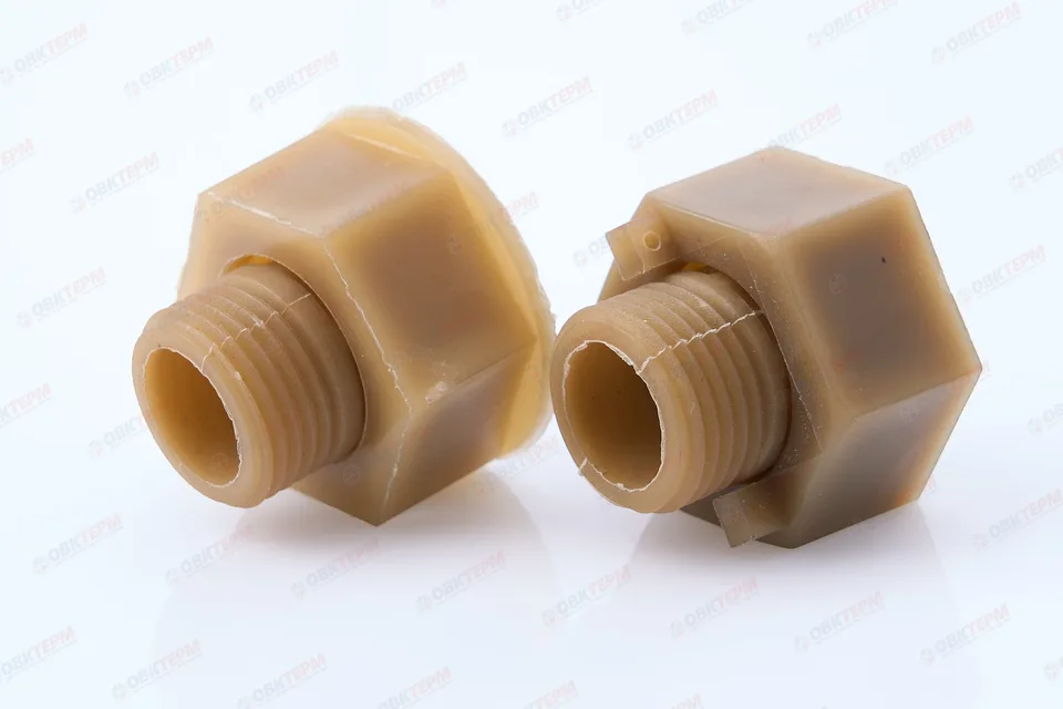 Полусгон с накидной гайкой 1/2"х3/4 пара (пластик) только Крым