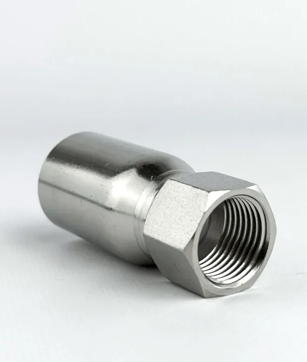 Муфта вставка пресс из нерж.ст. 18 х 1/2"В ZEISSLER (120/5)