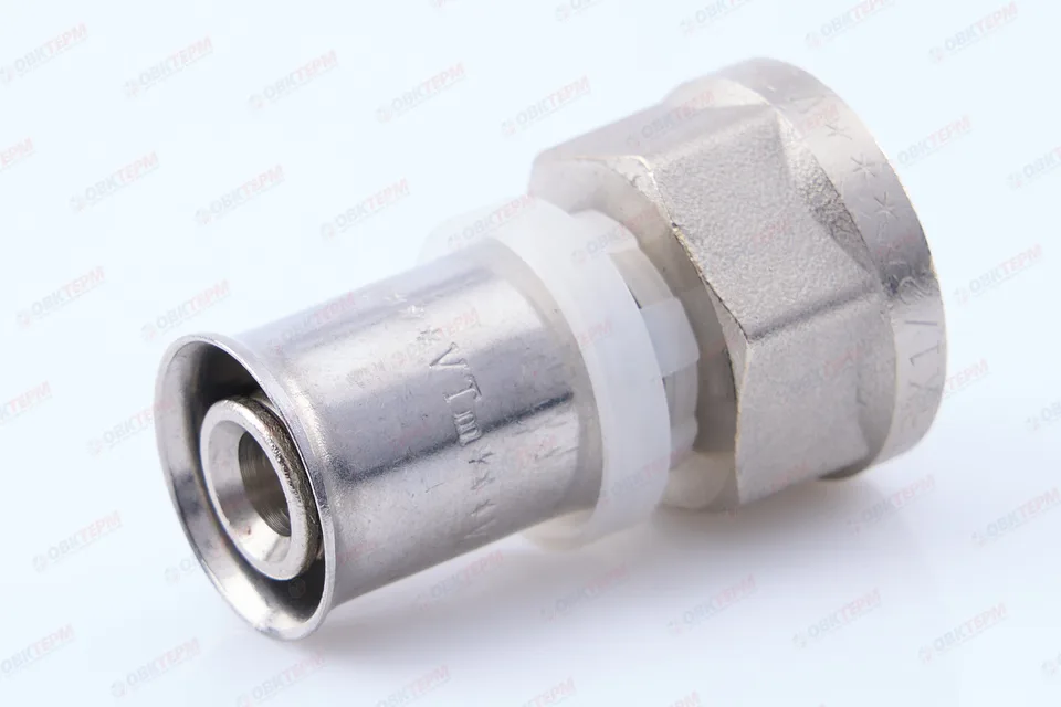 Соединитель  пресс с переходом на внутр. р Valtec 16*1/2     (10уп/170ящ)