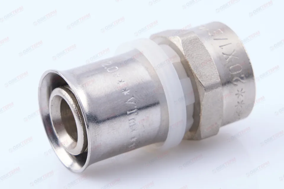 Соединитель  пресс с переходом на внутр. р Valtec 20*1/2    (10уп/140ящ)