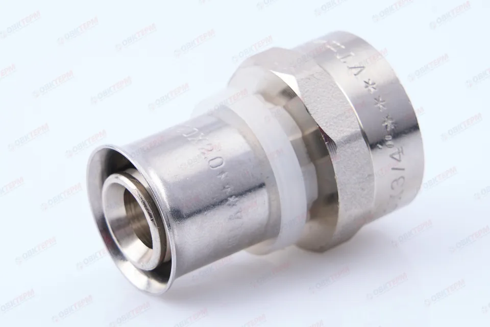 Соединитель  пресс с переходом на внутр. р Valtec 20*3/4     (10уп/110ящ)