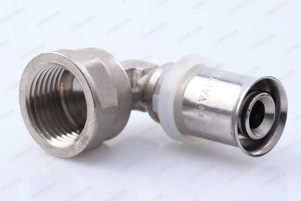 Угольник  пресс с перех. на внутр. р. Valtec 16*1/2      (10уп/120ящ)