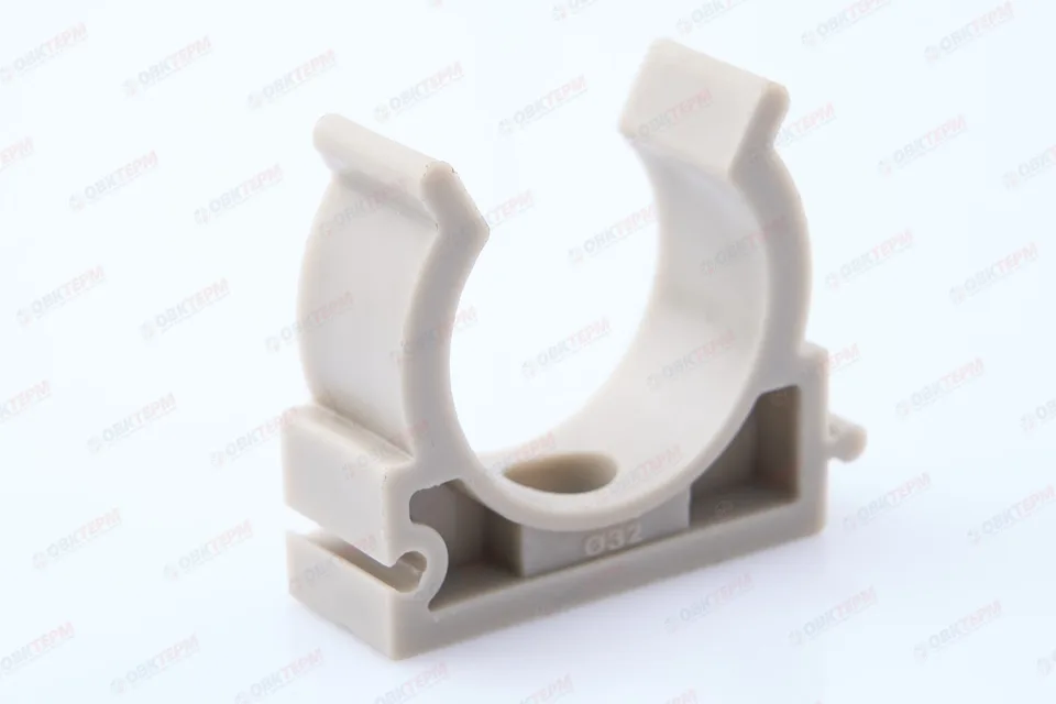 Крепление  32  без защелки СЕРОЕ PP-R    (RTP)    (240/40)
