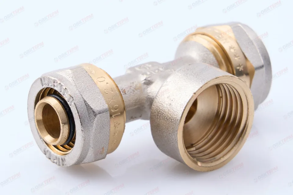 Тройник     16 * 1/2" в * 16   ТСМ        (140/10)