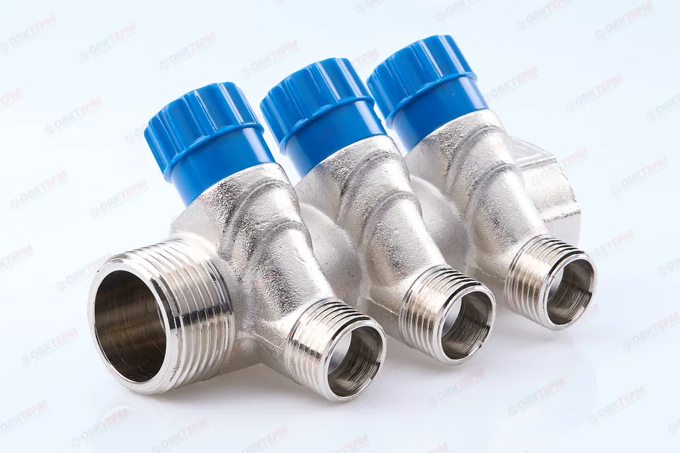 Коллектор Valtec с регулир вентилями 3/4" * 3вых 1/2"нар (1уп/25ящ)