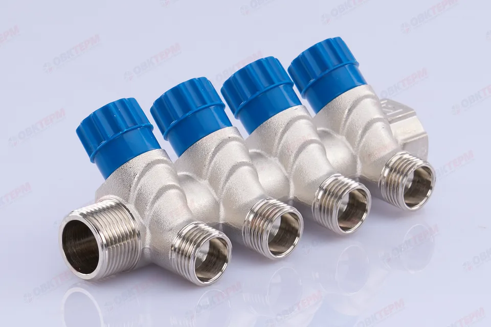 Коллектор  Valtec с регулир вентилями  3/4" * 4вых  1/2"нар   (1уп/17ящ)