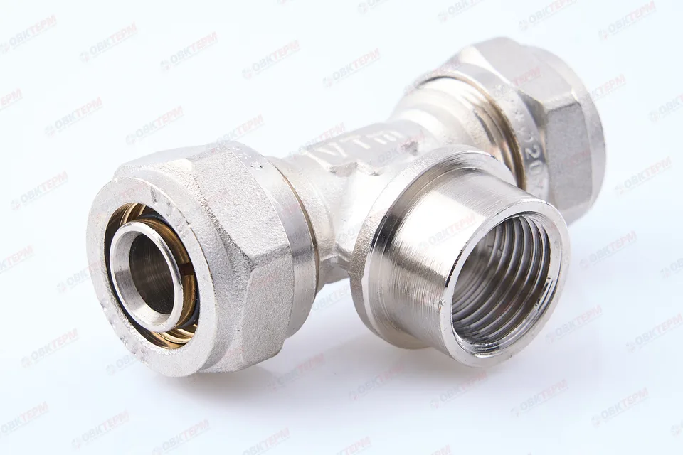 Тройник обжимной Valtec с переходом на вн. р. 20*1/2 (10уп/40ящ)