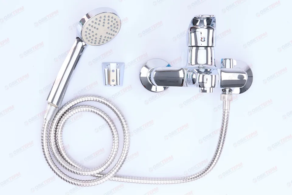 Смеситель д/ванны корот. ZERIX FAD 135 Ø40  (6 шт/ящ)