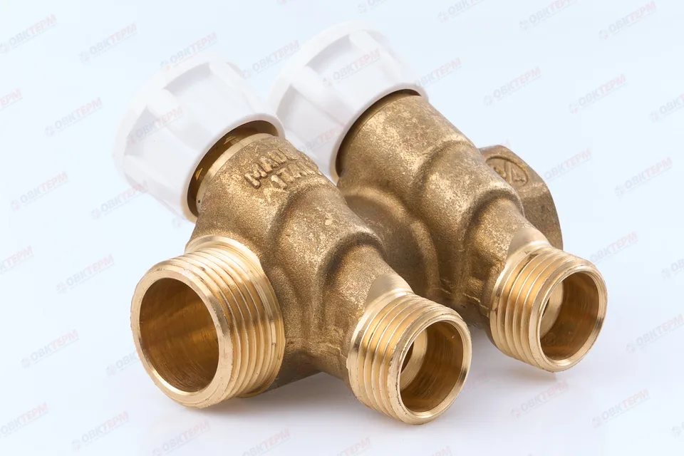 Коллектор вентильный 3/4" х 1/2" х 2 выхода   GIACOMINI