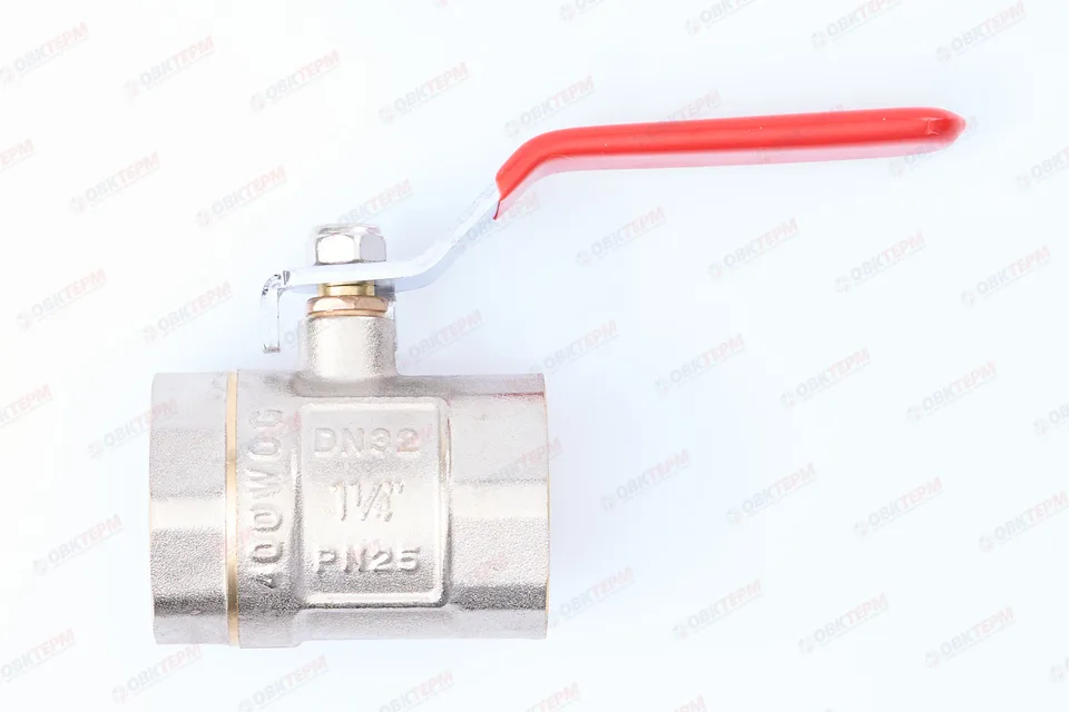 Кран шаровый     ТСМ    1 1/4"  BВ    ручка               (40/4 шт)