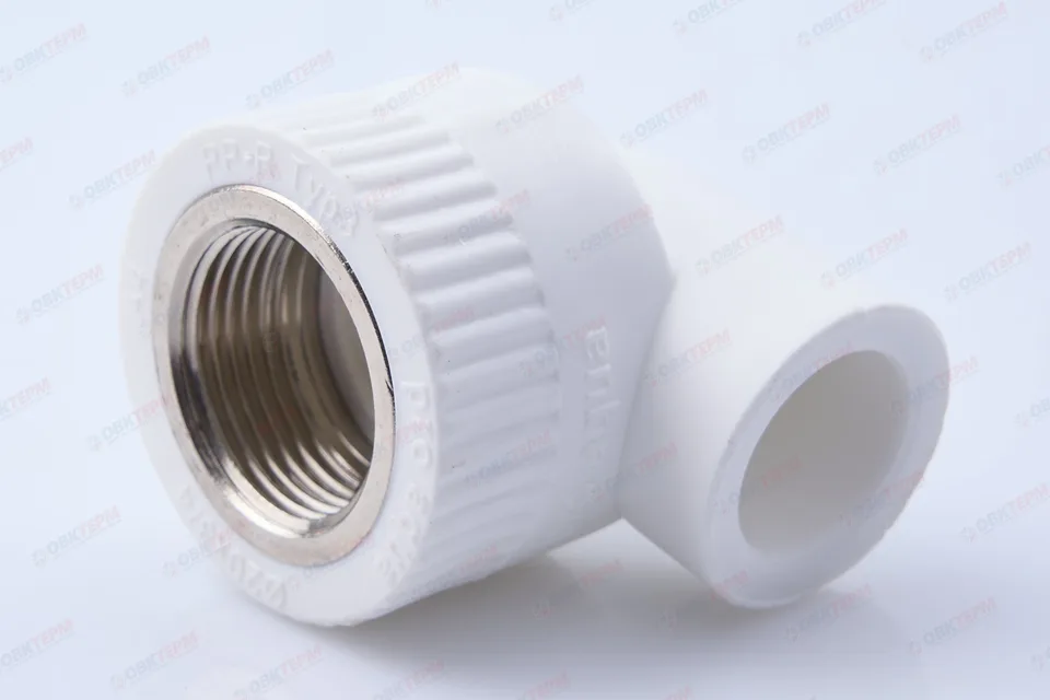 Угол с МРВ  20 * 3/4"   БЕЛЫЙ   (PRO AQUA)     (120/10)